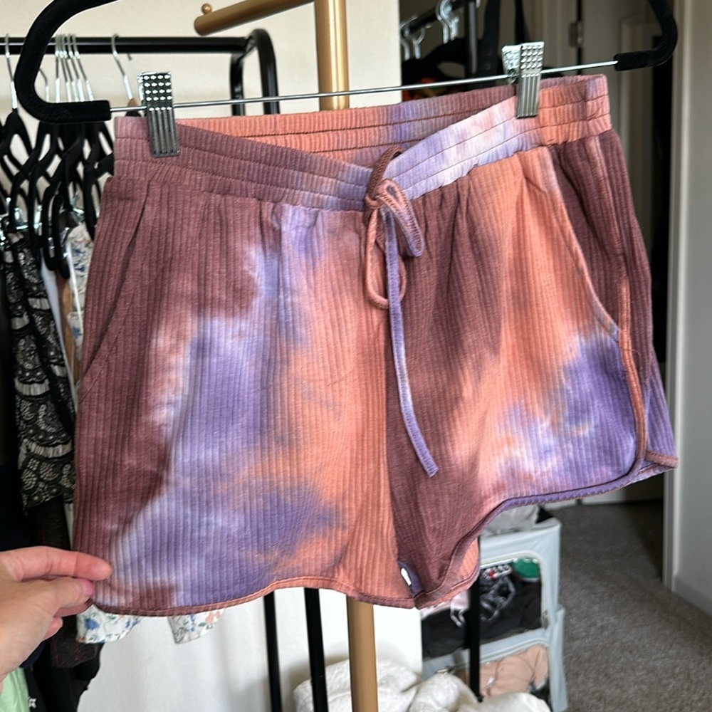 Nwot I Joah tie-dye ribbed shorts with pockets